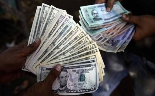 কমলো টাকার মান, এক লাফে ডলারের দাম বাড়লো ৭ টাকা 