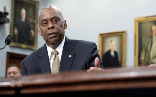 কী কারণে ইসরায়েলে অস্ত্র সরবরাহ স্থগিত হলো, জানালেন অস্টিন 