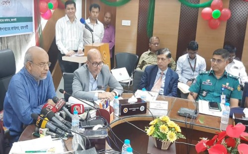 রেল থেকে মুখ ফিরিয়ে নেবেন না 