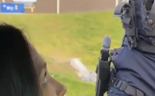 নীল ছবিতে অভিনয়, মার্কিন পুলিশ কর্মকর্তা বরখাস্ত 