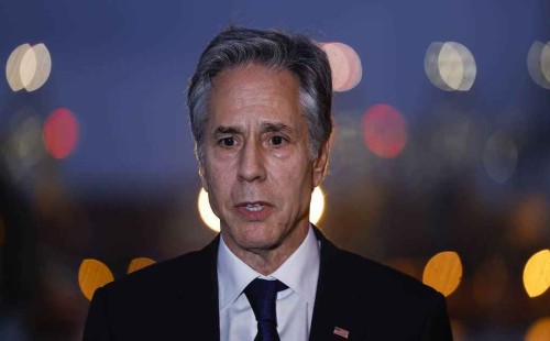 যুদ্ধের মধ্যেই কিয়েভ গেলেন ব্লিঙ্কেন 