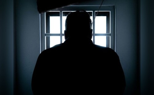 ২৬ বছর নিখোঁজ লোককে বন্দি অবস্থায় পাওয়া গেল প্রতিবেশীর বাড়িতে 