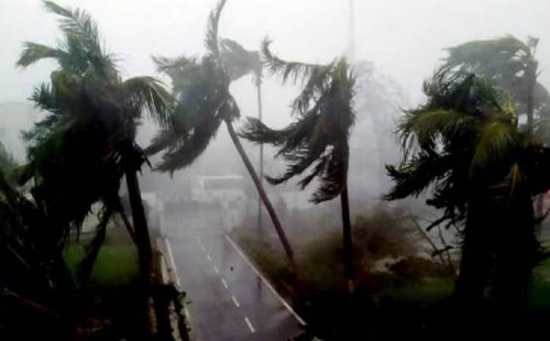 দুপুরের মধ্যে ঢাকাসহ ৬ অঞ্চলে ৮০ কিমি বেগে ঝড়ের শঙ্কা 