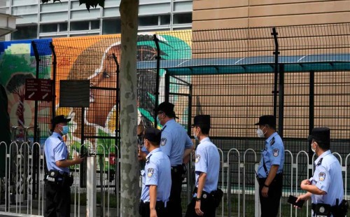 চীনে প্রাথমিক বিদ্যালয়ে ছুরিকাঘাতে নিহত ২, আহত ১০