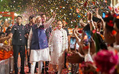 শনিবার শপথ নেবেন মোদি 