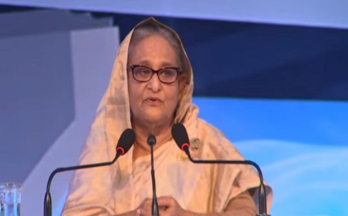 অনেক ঝড়ঝাপটা পার করে পদ্মাসেতু নির্মাণ করতে হয়েছে 