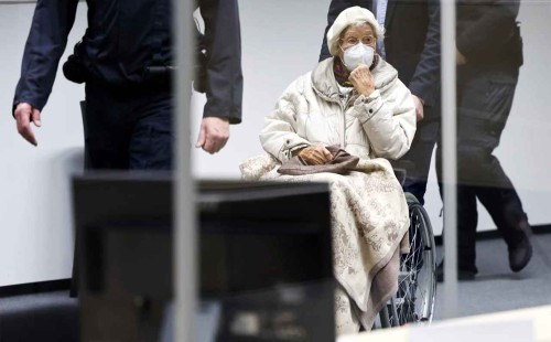 ৯৯ বছর বয়সে দোষী সাব্যস্ত নাৎসি ক্যাম্পের সাবেক সচিব 