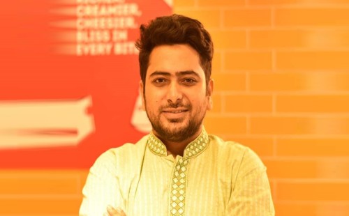 কয়েকটি উপজেলায় নেটওয়ার্ক বিচ্ছিন্ন হয়েছে : উপদেষ্টা নাহিদ 