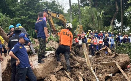 থাইল্যান্ডে ভূমিধসে নিহত ১৩ 