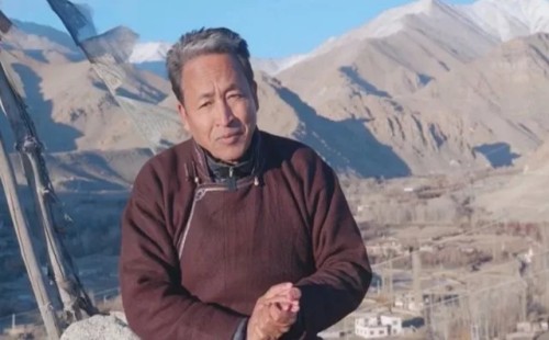 ‘থ্রি ইডিয়টস’ চরিত্র সোনম ওয়াংচুক আটক 