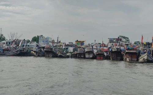 সাগরে মাছ ধরায় ২২ দিনের নিষেধাজ্ঞা 