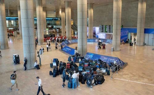 অবৈধ বসতি ছেড়ে পালাচ্ছে ইসরায়েলিরা 