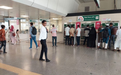 আড়াই মাস পর চালু মিরপুর-১০ মেট্রো স্টেশন 