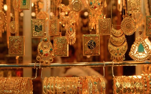 স্বর্ণের দামে নতুন ইতিহাস, বুধবার থেকে কার্যকর 