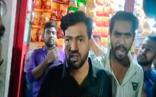 ডিবি পরিচয়ে ছিনতাই করছিলেন পুলিশ কনস্টেবল 