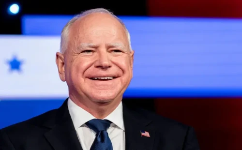 কমলার ‘রানিং মেট’ টিম ওয়ালজকে জানুন 