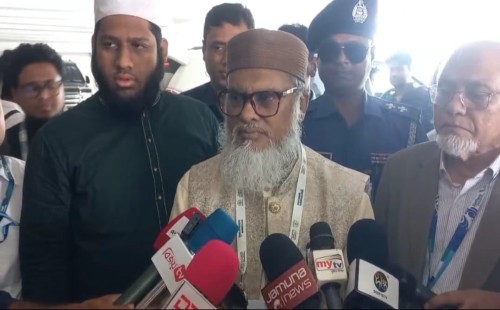 বাংলাদেশ নিয়ে ট্রাম্পের মন্তব্যের জবাবে যা বলেছেন ধর্ম উপদেষ্টা 