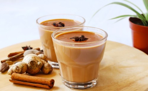 সকালে খালি পেটে চা খাওয়ার ক্ষতিকর দিক 