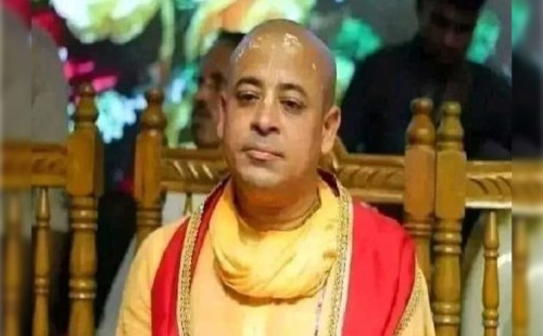 ইসকন নেতা চিন্ময় কৃষ্ণ দাস গ্রেপ্তার 