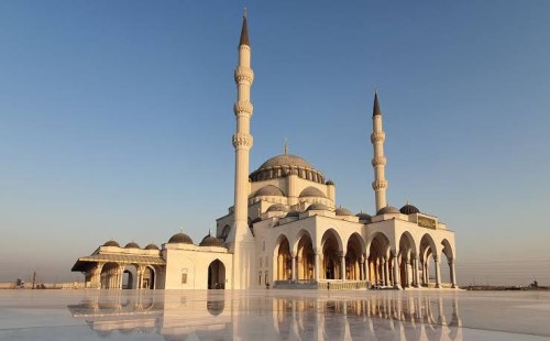 জুমার দিনের বিশেষ তাৎপর্য ও করণীয় 