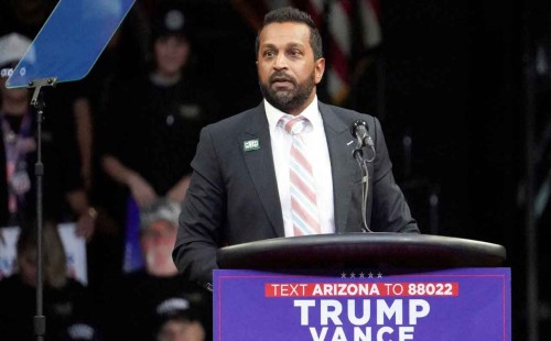 ট্রাম্পের এফবিআই প্রধান এক ভারতীয়! 