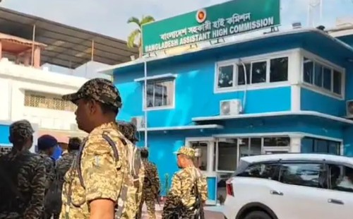 ত্রিপুরায় বাংলাদেশ উপ-হাইকমিশনে হামলা, ছিঁড়ে ফেলা হয়েছে বাংলাদেশের পতাকা 