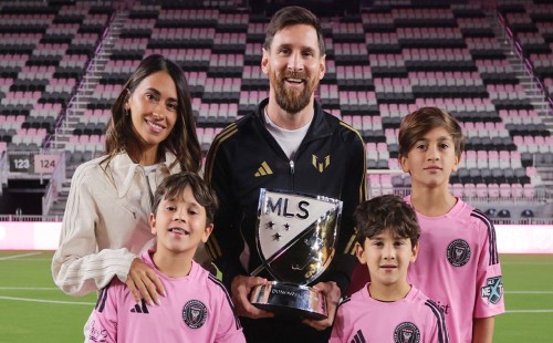 মেজর লিগে বর্ষসেরার মুকুট জিতলেন মেসি 