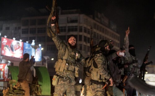 দামেস্কে ইরানের দূতাবাসে বিদ্রোহীদের হামলা 