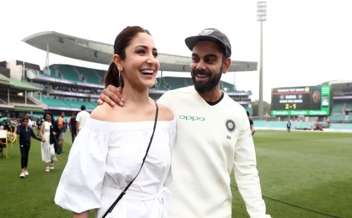 সপরিবারে ভারত ছাড়ছেন কোহলি! 