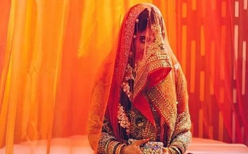 বিয়ের পরেই টাকা-গয়না নিয়ে উধাও নববধূ, সপ্তম স্বামীর কাছে ধরা 