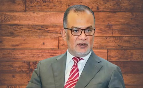 আলাদিনের চেরাগ নেই যে রাতারাতি সব ঠিক হয়ে যাবে: বাণিজ্য উপদেষ্টা 