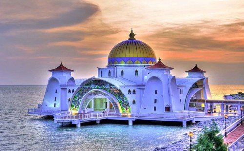 কিয়ামতের দিন যেসব আমল কাজে দেবে 