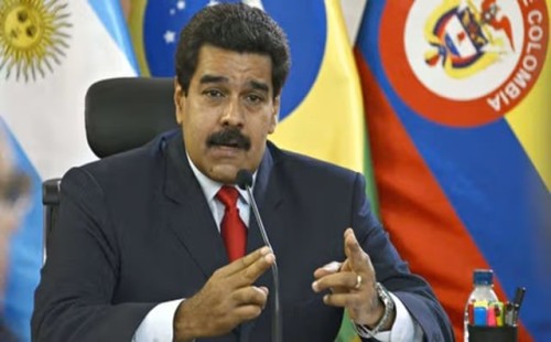 তৃতীয় মেয়াদে প্রেসিডেন্ট হিসেবে শপথ মাদুরোর 