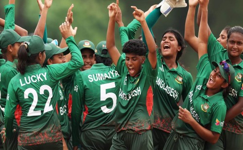 সুপার ওভারে ইংল্যান্ডকে হারালো বাংলাদেশ 