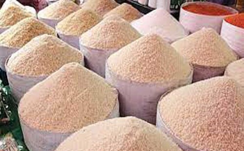 ভারত-পাকিস্তান থেকে ১ লাখ টন চাল আমদানি করবে বাংলাদেশ 