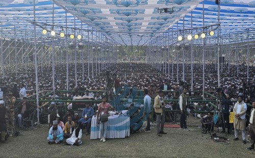 আজহারীর মাহফিল থেকে ফেরার পথে ট্রেন থেকে পড়ে কিশোরের মৃত্যু 