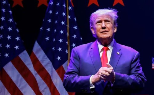 ট্রাম্পের ‘অবিশ্বাস্য’ প্রত্যাবর্তন 