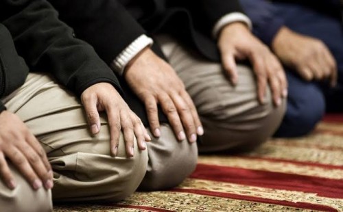 নামাজের মধ্যে ওযু ছুটে গেলে করণীয় 