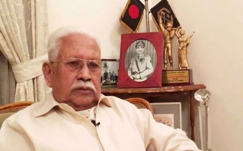 মারা গেছেন কে এম সফিউল্লাহ 