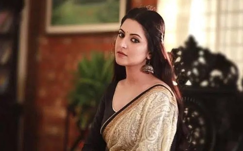 পরীমণিকে গ্রেপ্তারে পরোয়ানা 