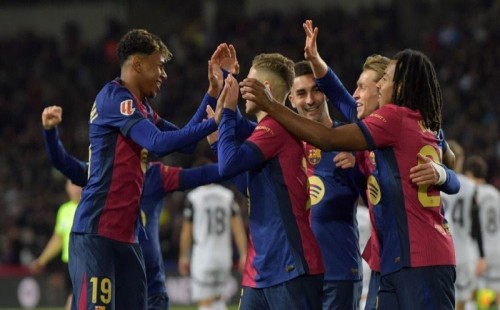 ভ্যালেন্সিয়াকে গোলবন্যায় ভাসালো বার্সেলোনা 