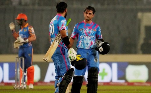 শেষ বলের উত্তেজনায় ফাইনালে চিটাগং 