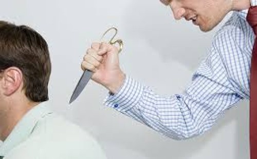 অন্যের ক্ষতি করলে যা হয় 