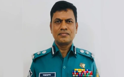 গাজীপুরের সাবেক ডিআইজি মোল্যা নজরুল আটক 