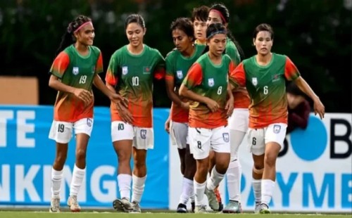 বিদ্রোহী ১৮ ফুটবলারকে পরিকল্পনায় রাখছে না বাফুফে 