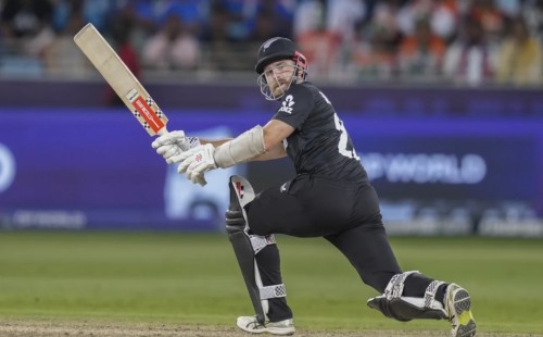 উইলিয়ামসনের লড়াইয়ের পরেও ভারতের স্পিন জালে কুপোকাত নিউজিল্যান্ড 