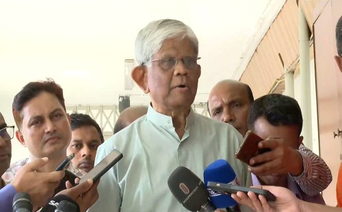 বাজার ব্যবস্থাপনা নিয়ে সন্তুষ্ট অর্থ উপদেষ্টা, তবে দাম কমানোর চেষ্টা চলছে 