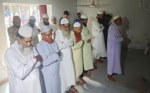 সাতক্ষীরার ২৫ গ্রামে সৌদি আরবের সঙ্গে মিল রেখে ঈদ উদযাপন 