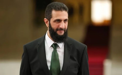 কাতার সফরে আল-শারা 