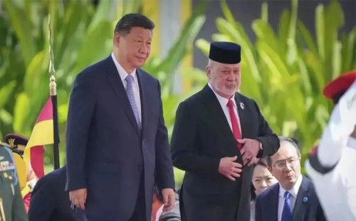 মালয়েশিয়ায় শি 